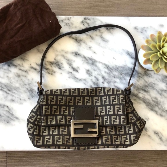 fendi mini mama